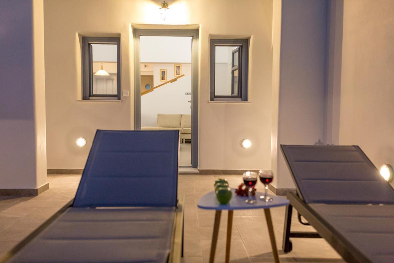 Luxe Maroussi Villas Pýrgos エクステリア 写真