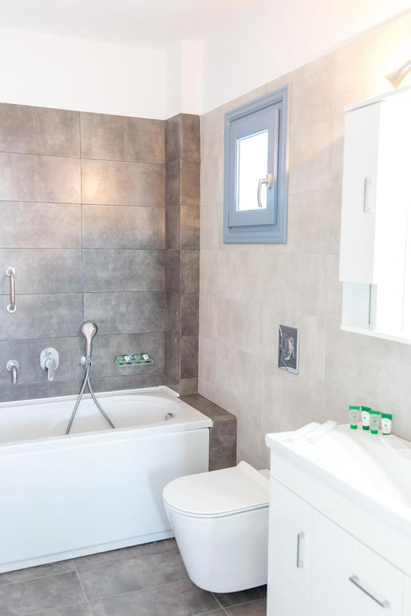 Luxe Maroussi Villas Pýrgos エクステリア 写真