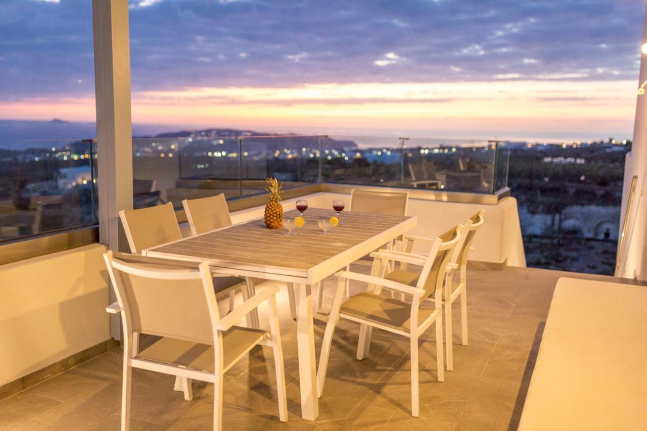 Luxe Maroussi Villas Pýrgos エクステリア 写真