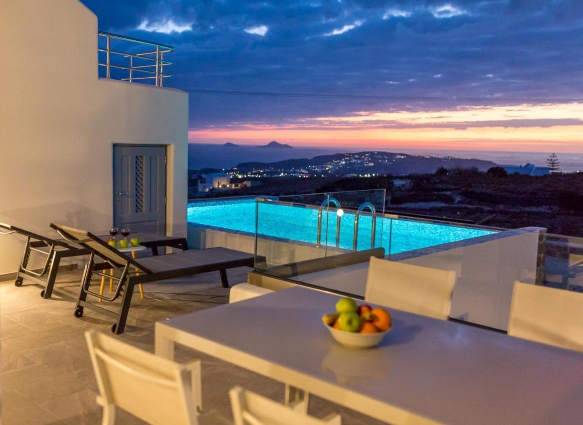 Luxe Maroussi Villas Pýrgos エクステリア 写真